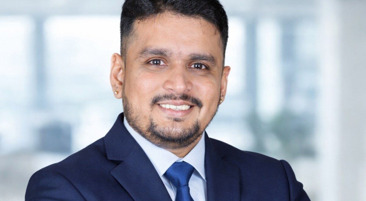 v gautham navada